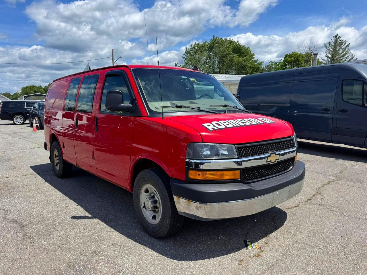 Salvage Chevrolet Express Image