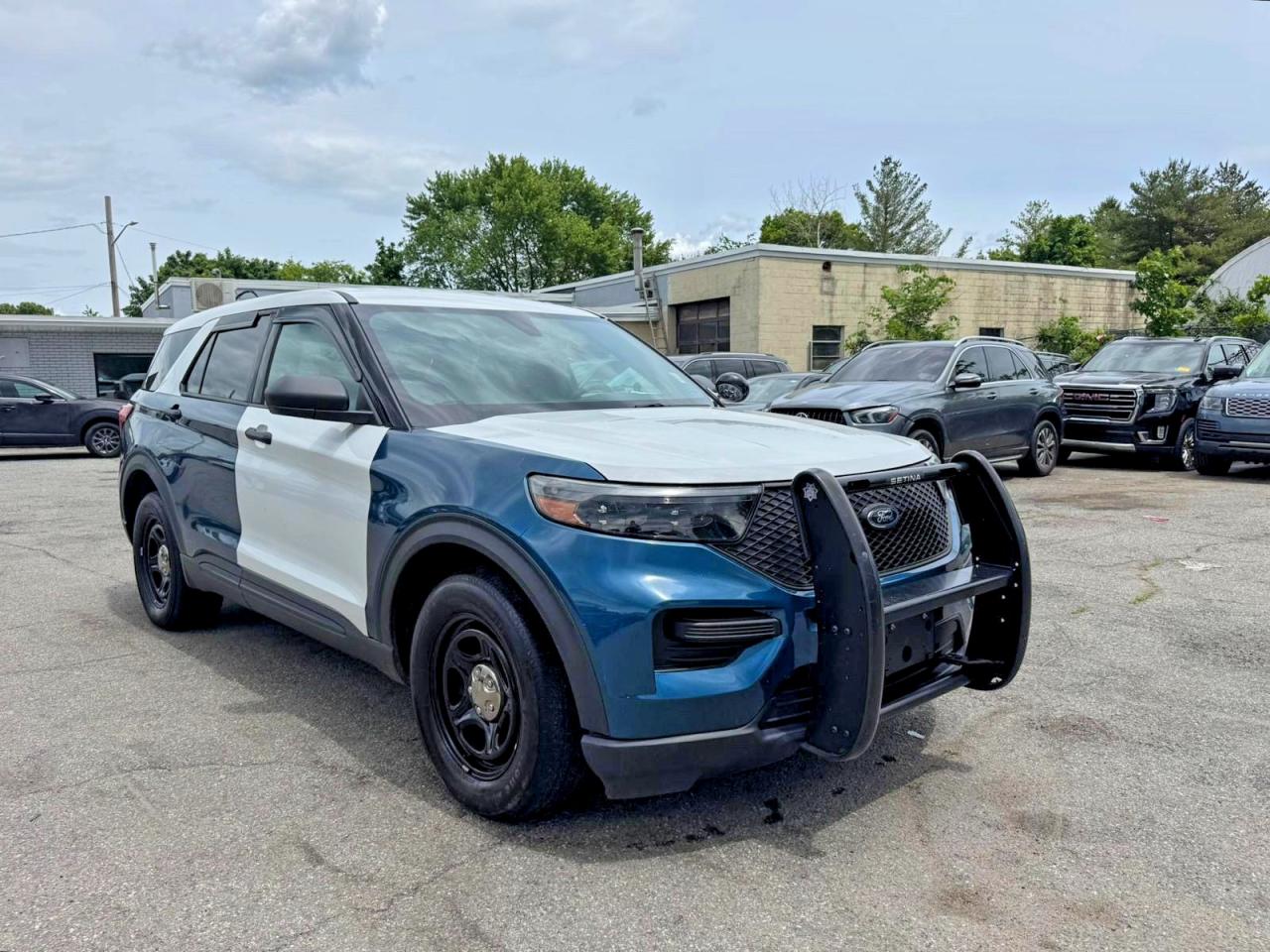 Salvage Ford Explorer Image