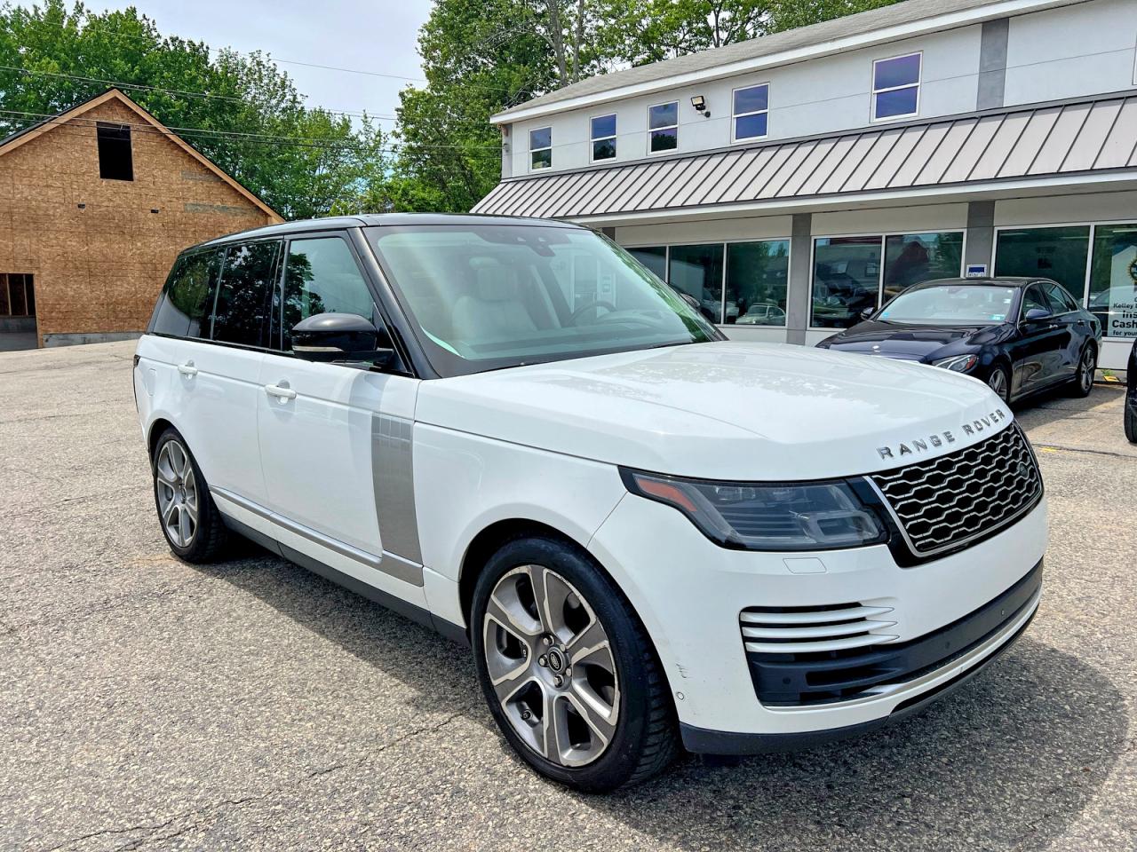 Salvage Land Rover Range Rover Image