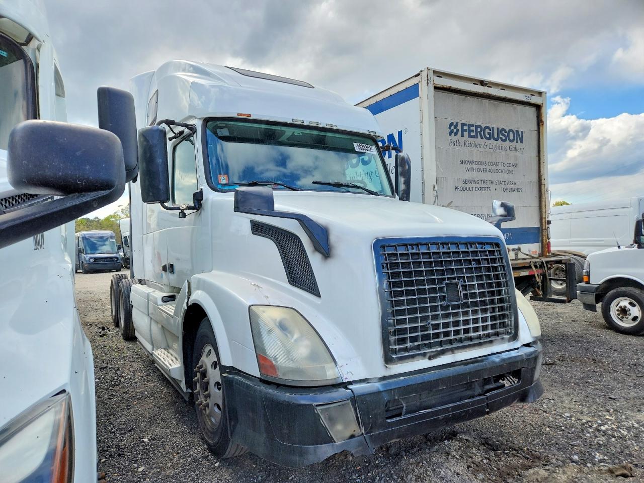 Salvage Volvo Vnl Image