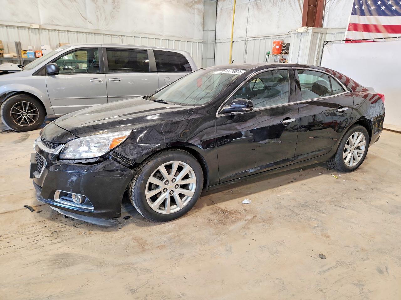 Salvage Chevrolet Malibu Image