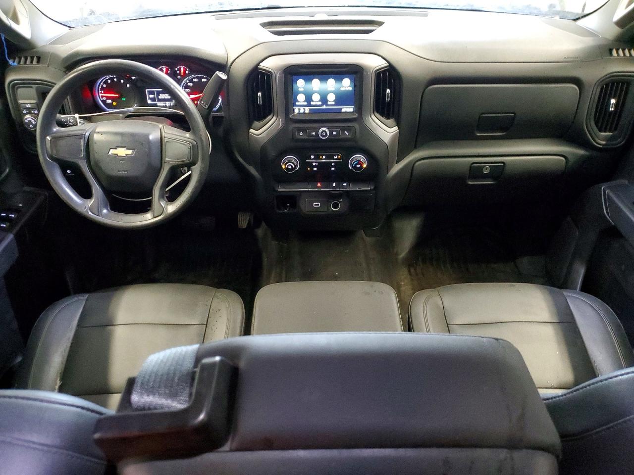 Chevrolet Silverado C1500
