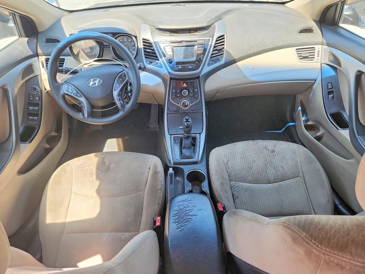 Hyundai ELANTRA Se