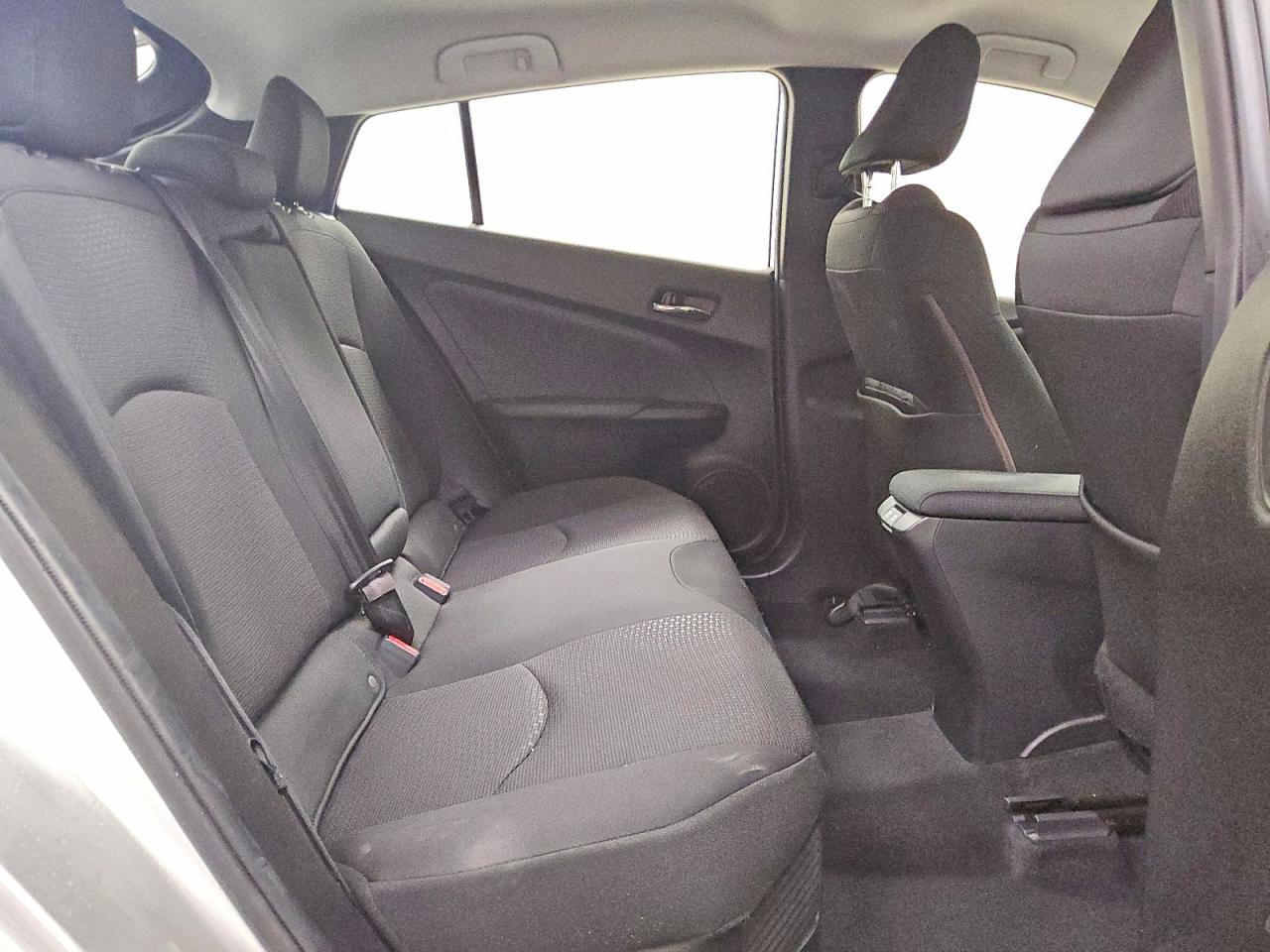 Toyota Prius L