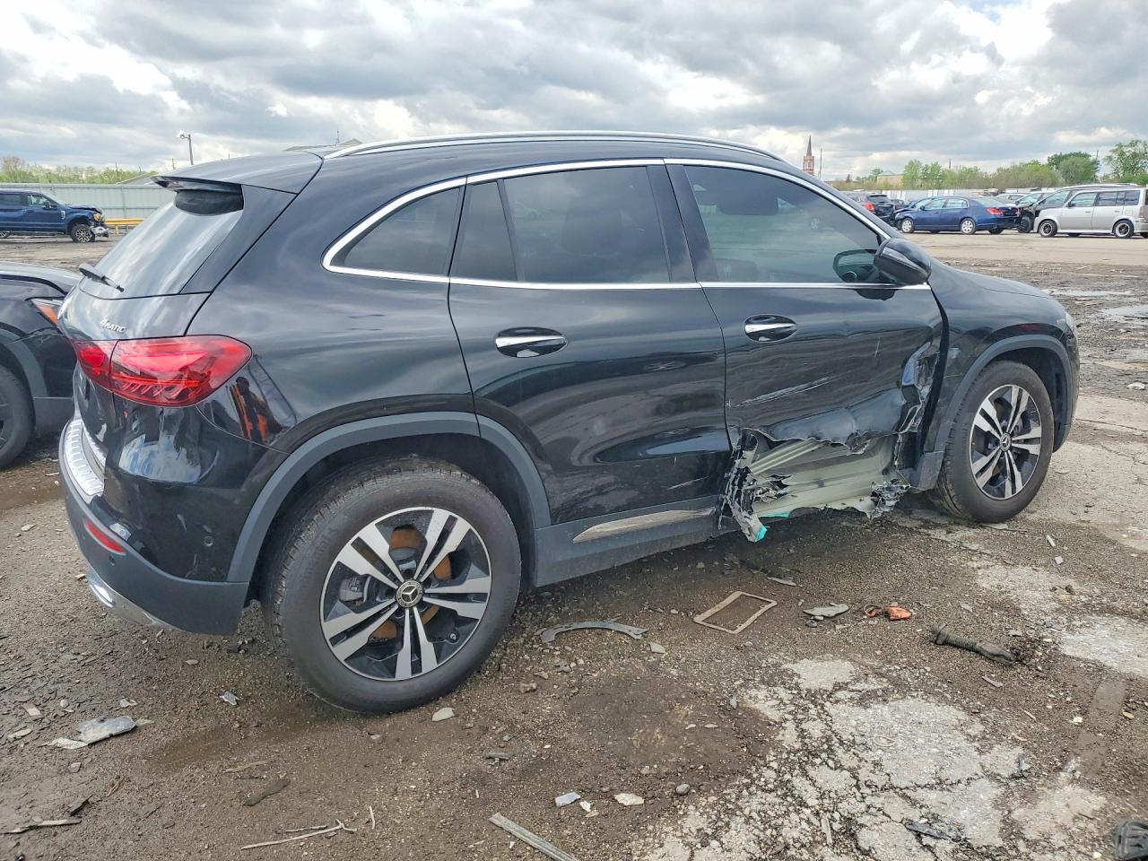 Mercedes-Benz GLA 250 4matic