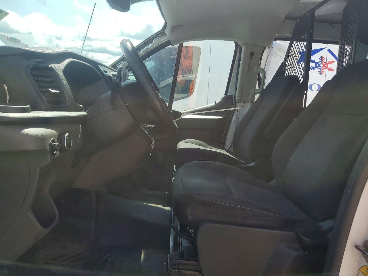 Ford Transit T-150