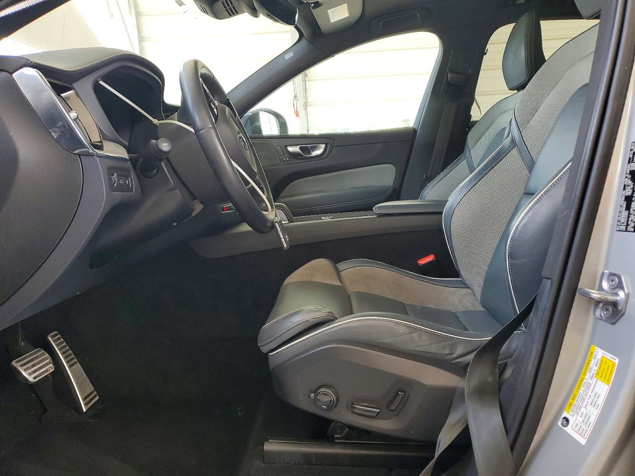 Volvo Xc60 T8 Re T8 Recharge R-design