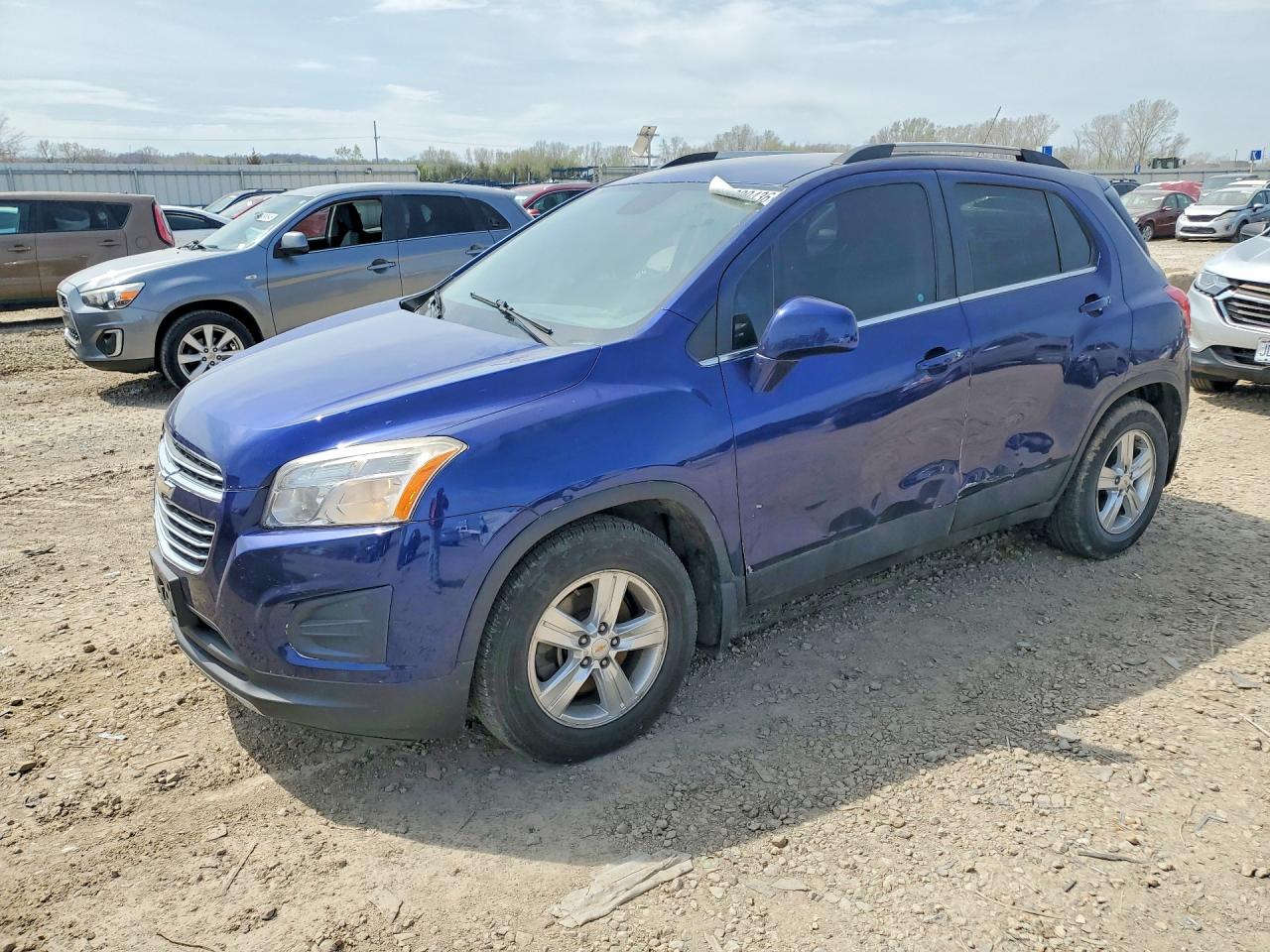 Salvage Chevrolet Trax Image