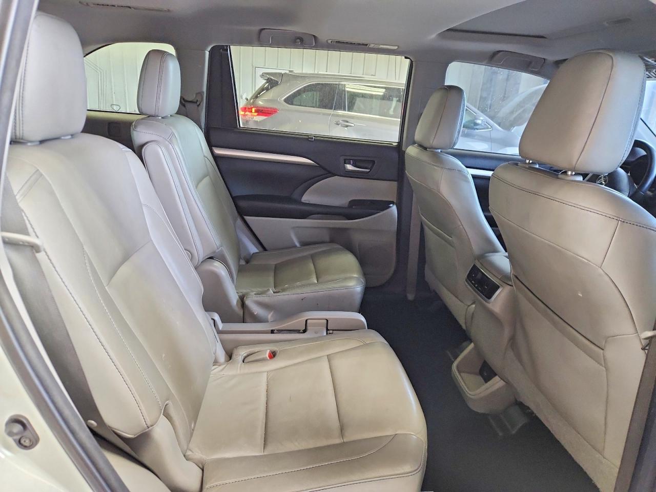 Toyota Highlander Xle