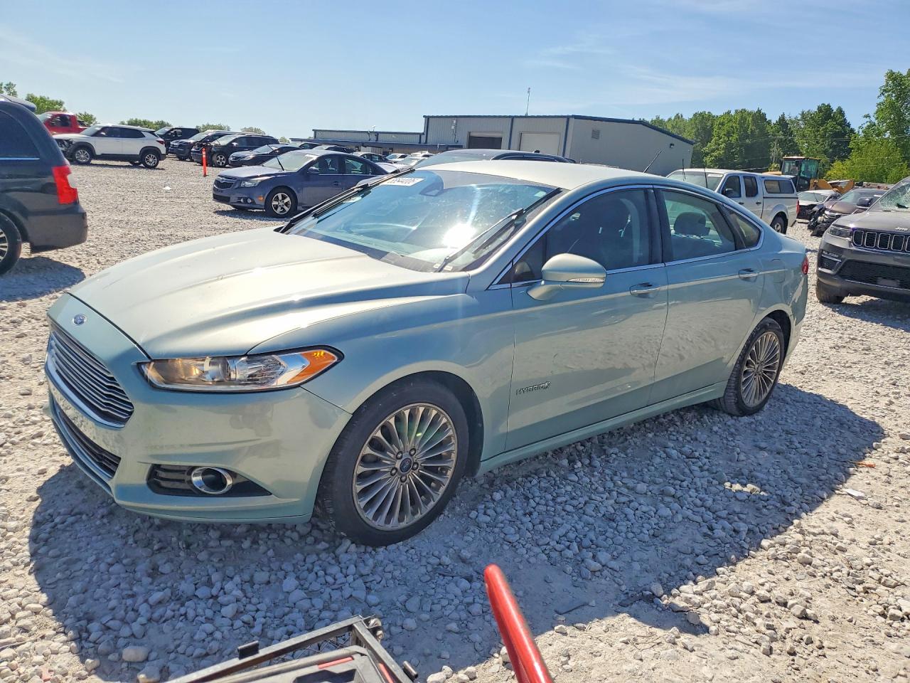 Salvage Ford Fusion Image