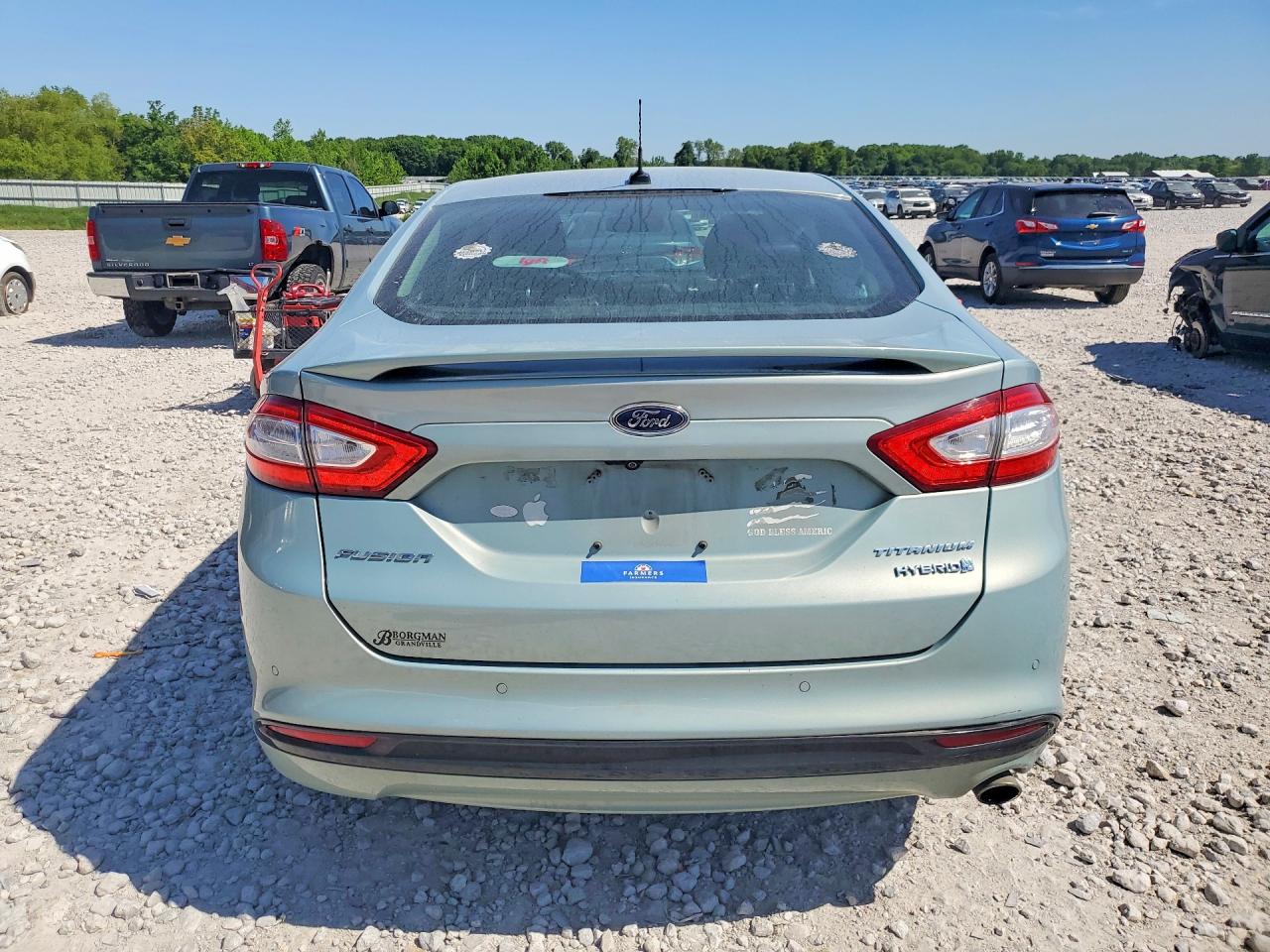 Ford Fusion Titanium Hev