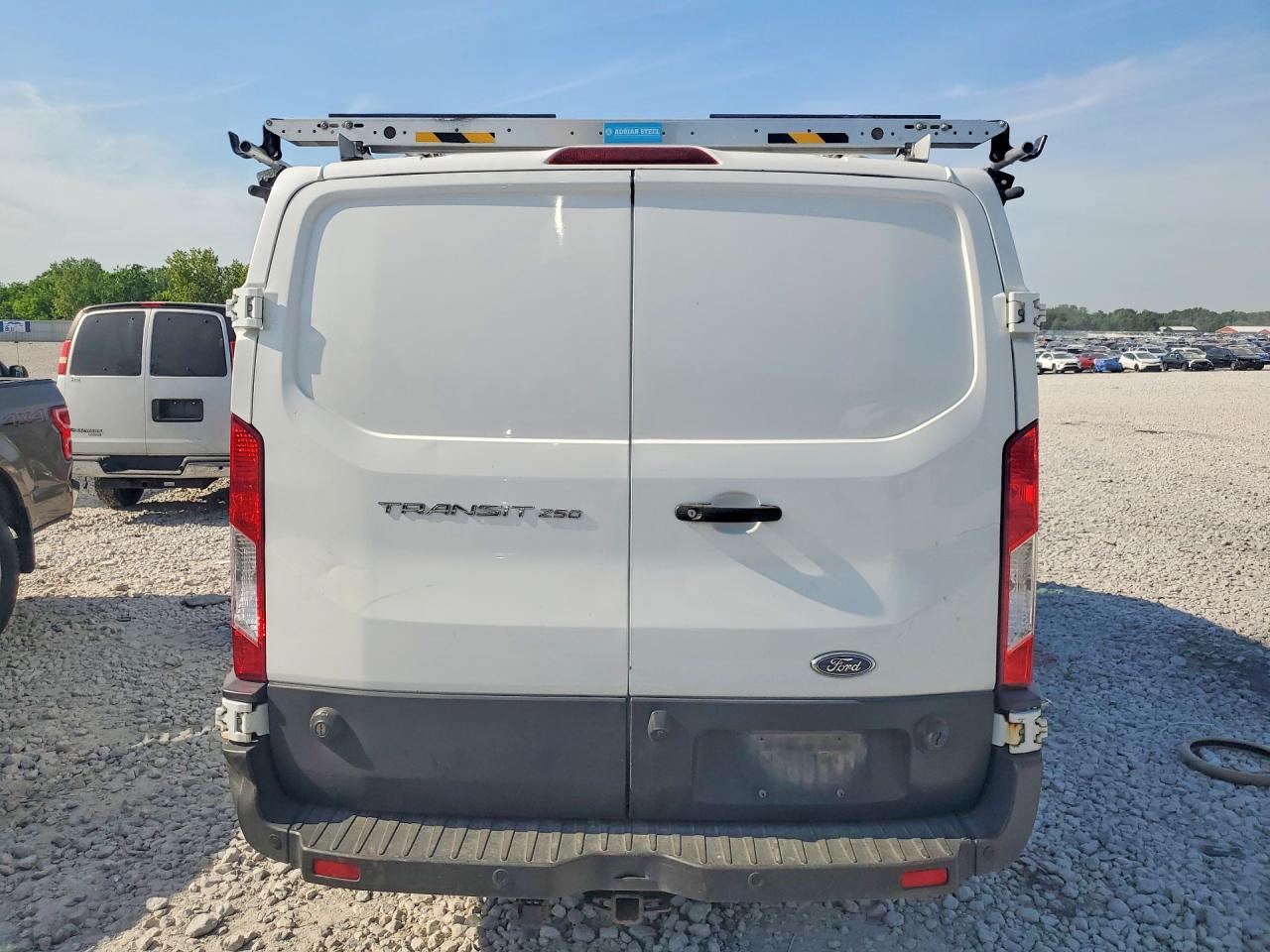 Ford Transit T-250