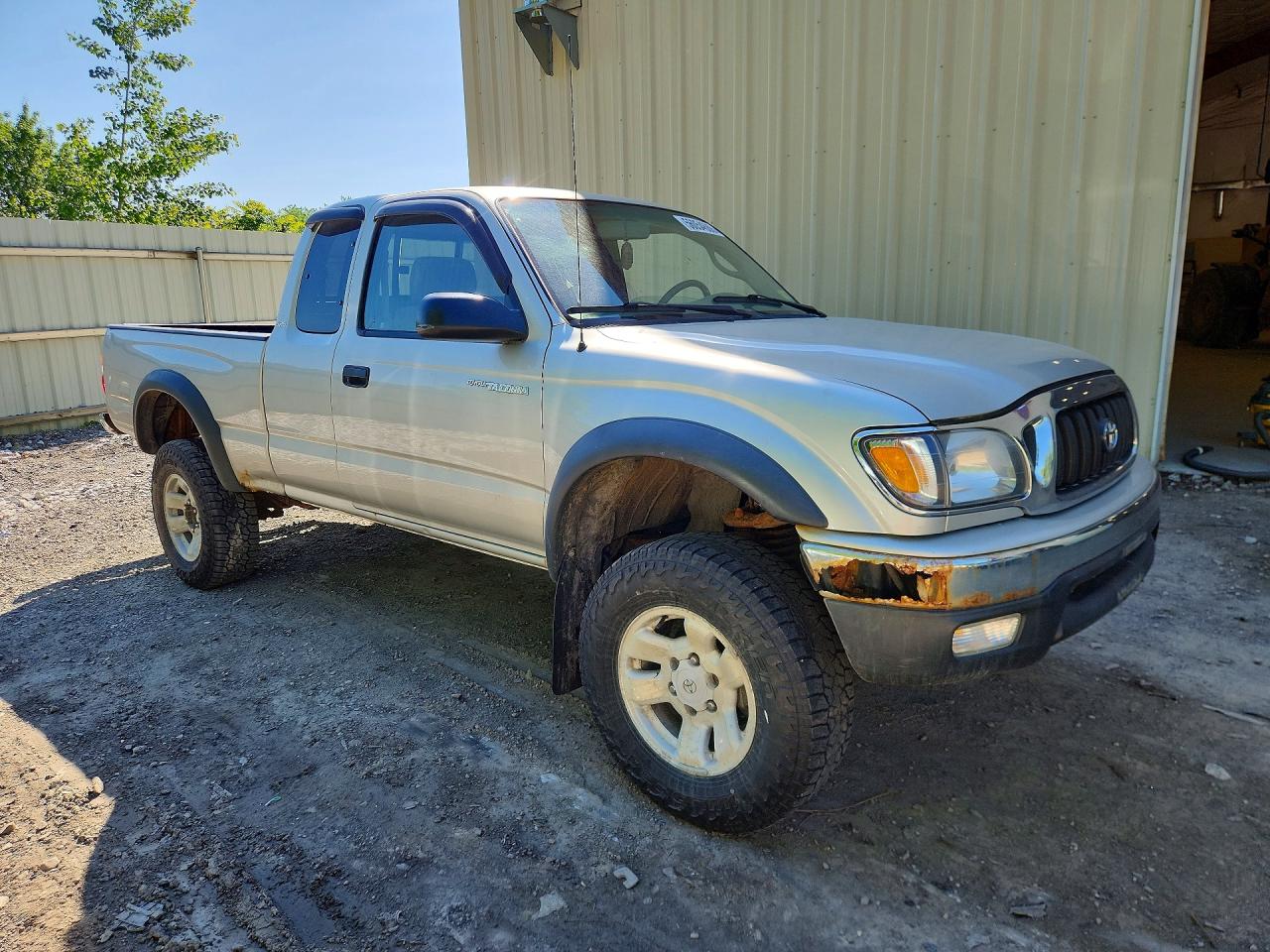 Toyota Tacoma Xtracab