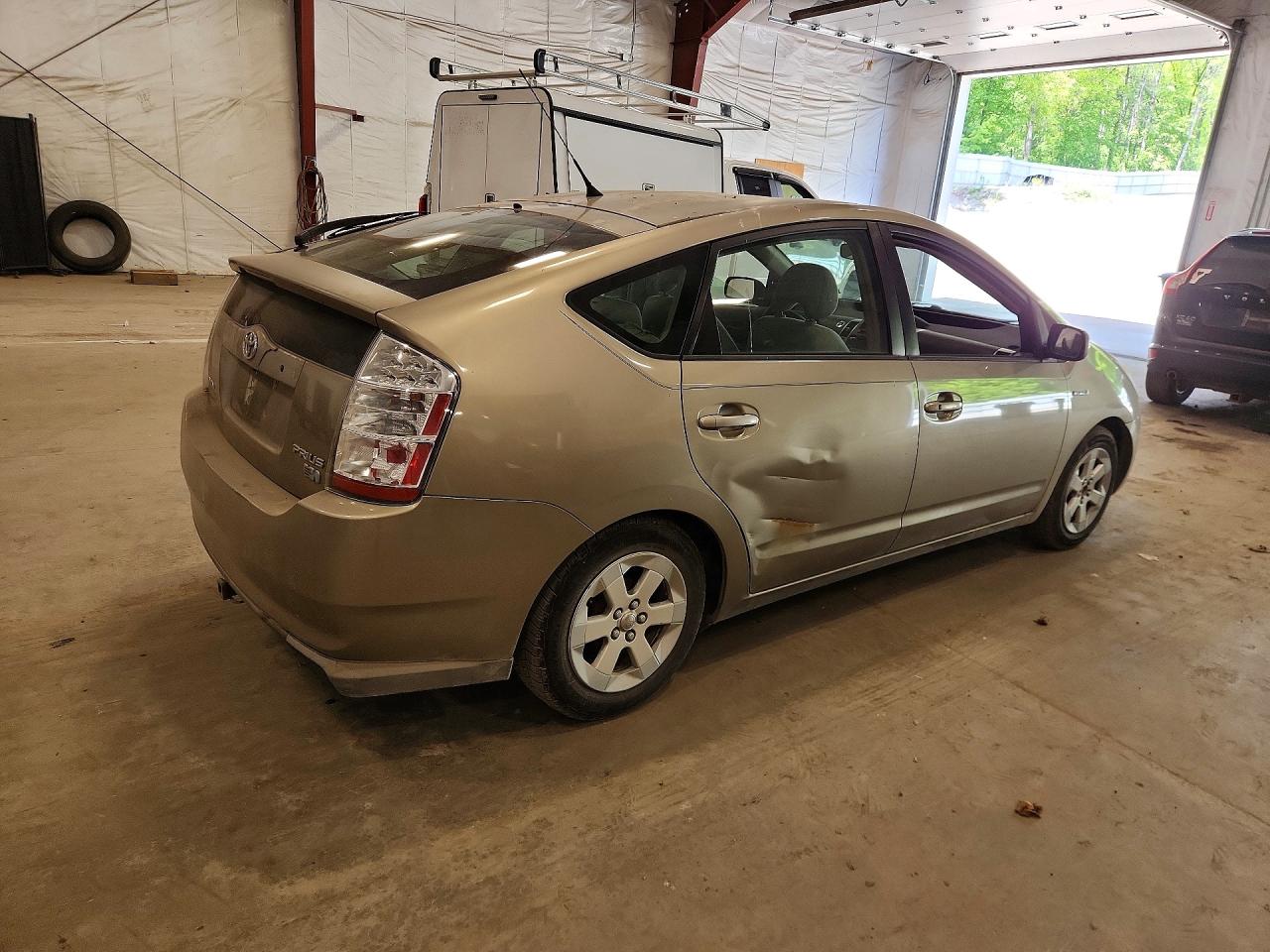 Toyota Prius Base