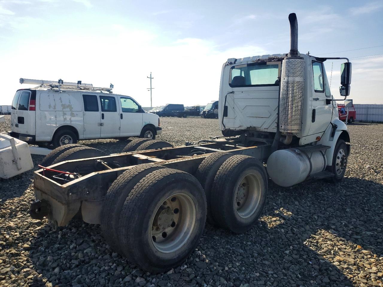 International 8000 8600