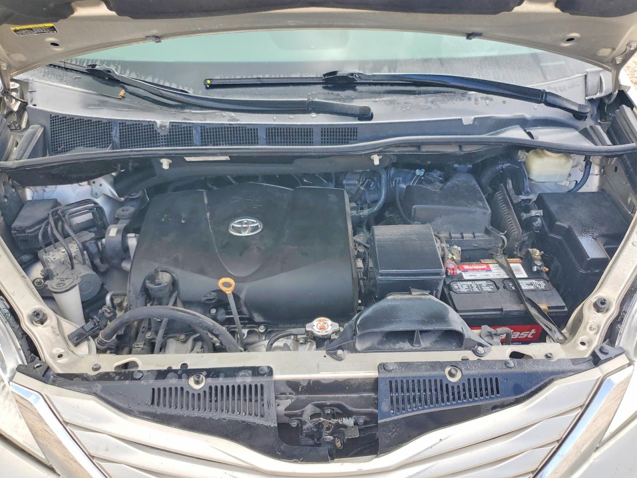 Toyota Sienna Le