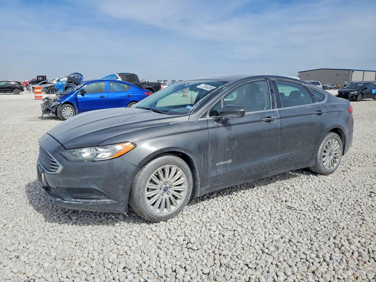 Salvage Ford Fusion Image