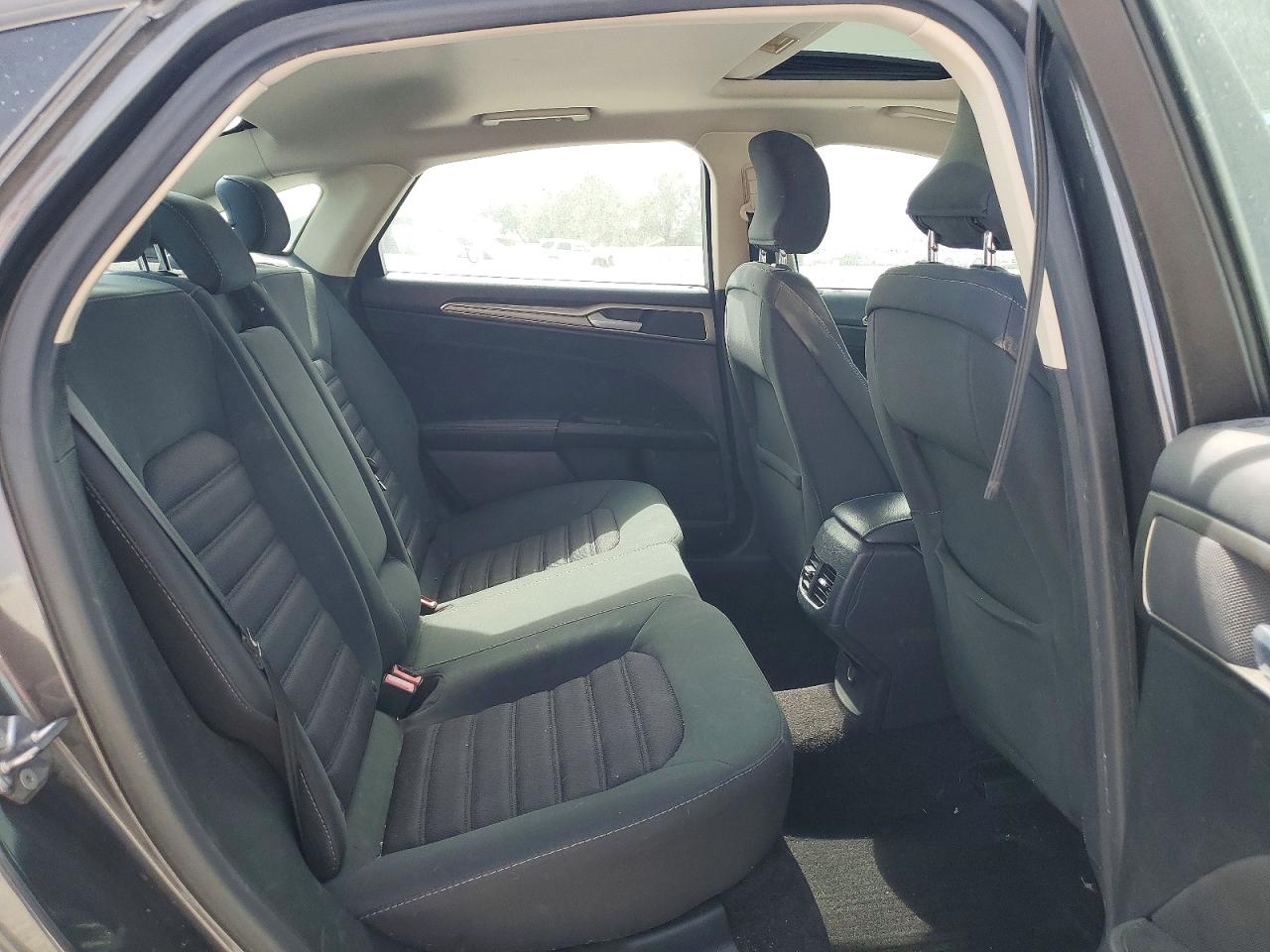 Ford Fusion Se Hybrid