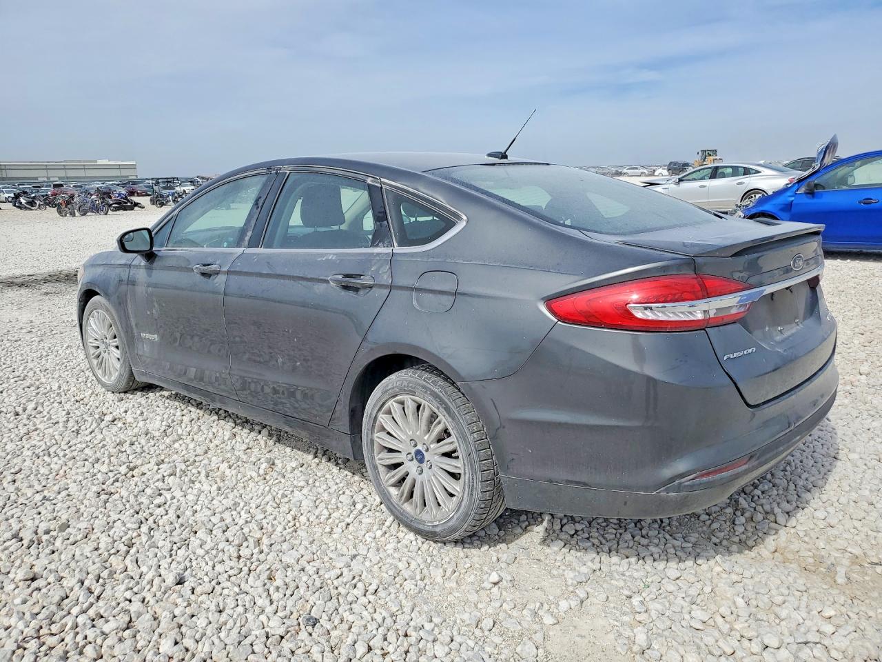 Ford Fusion Se Hybrid