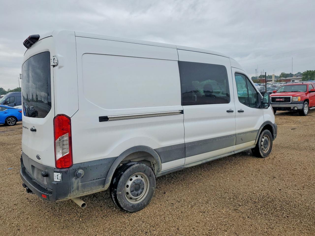 Ford Transit T-250