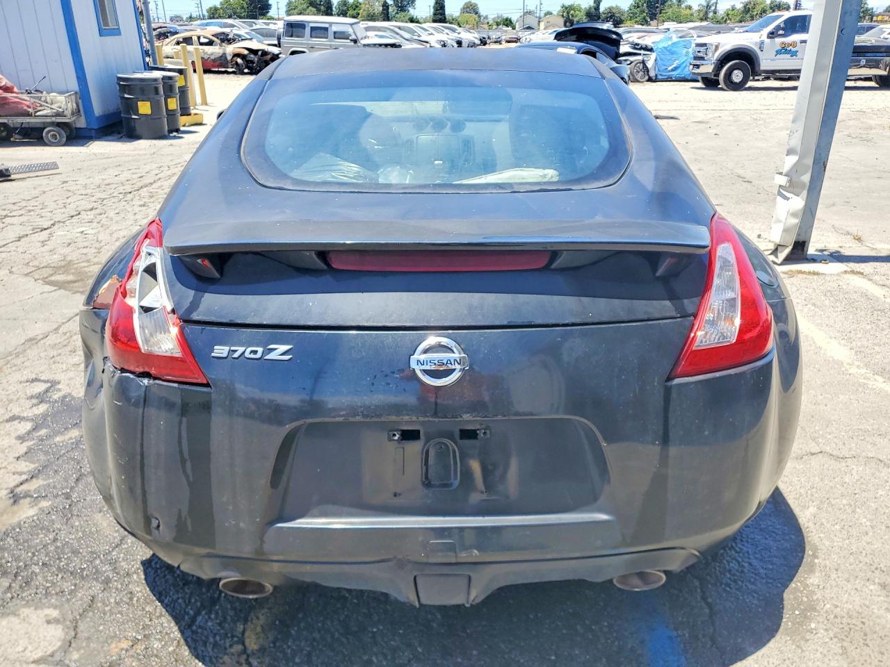 Nissan 370Z Base