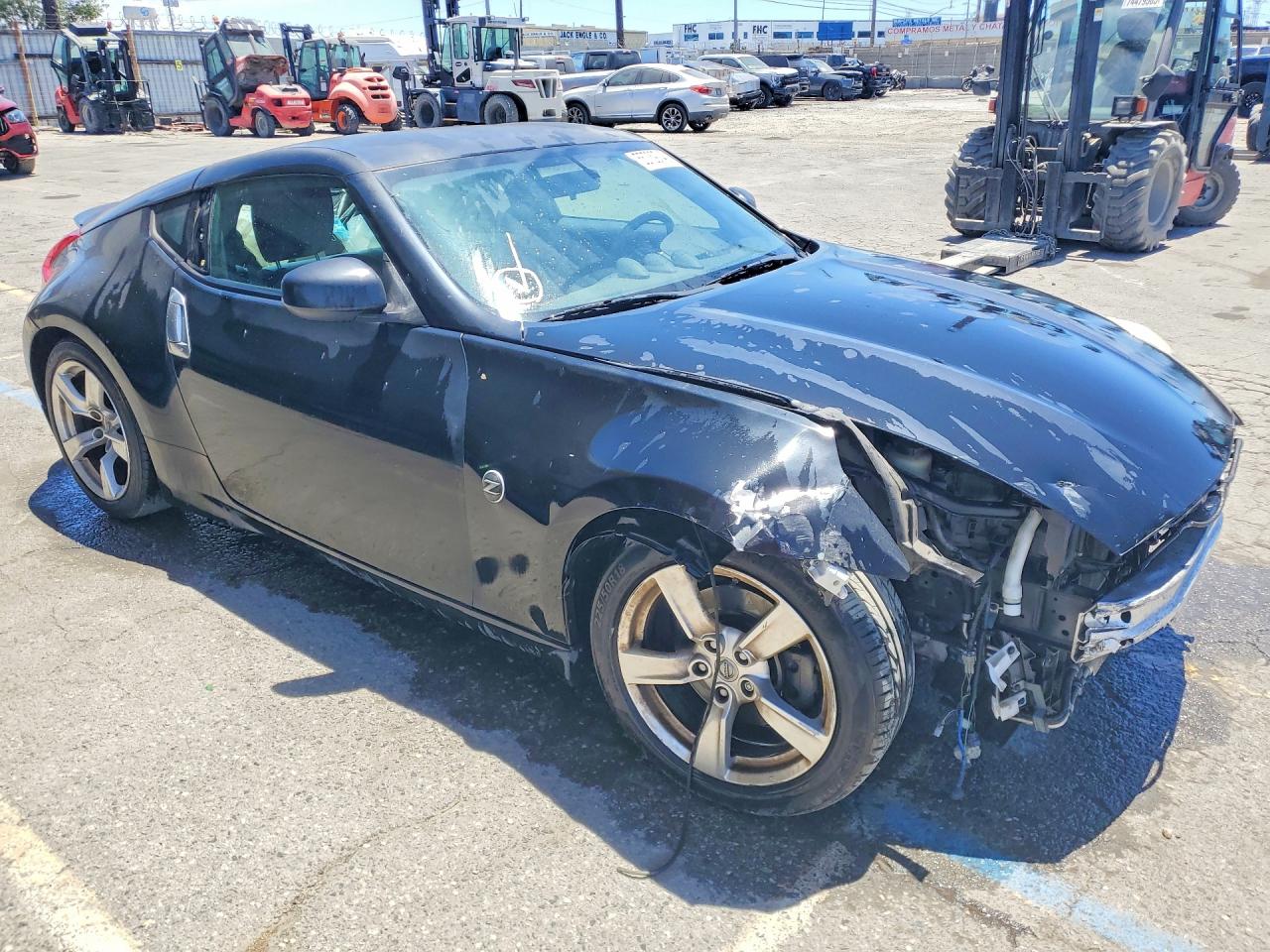 Nissan 370Z Base