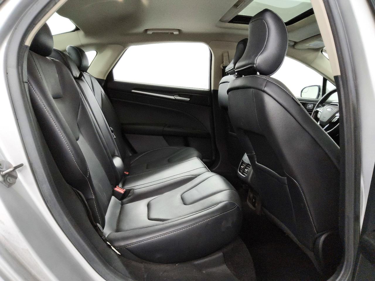 Ford Fusion Titanium Phev