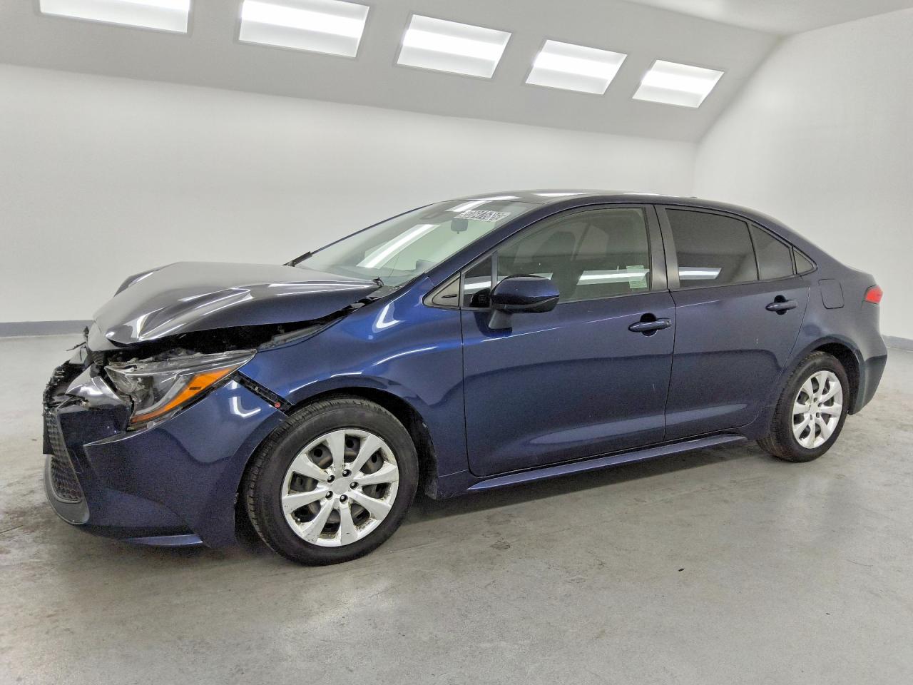 Salvage Toyota Corolla Image