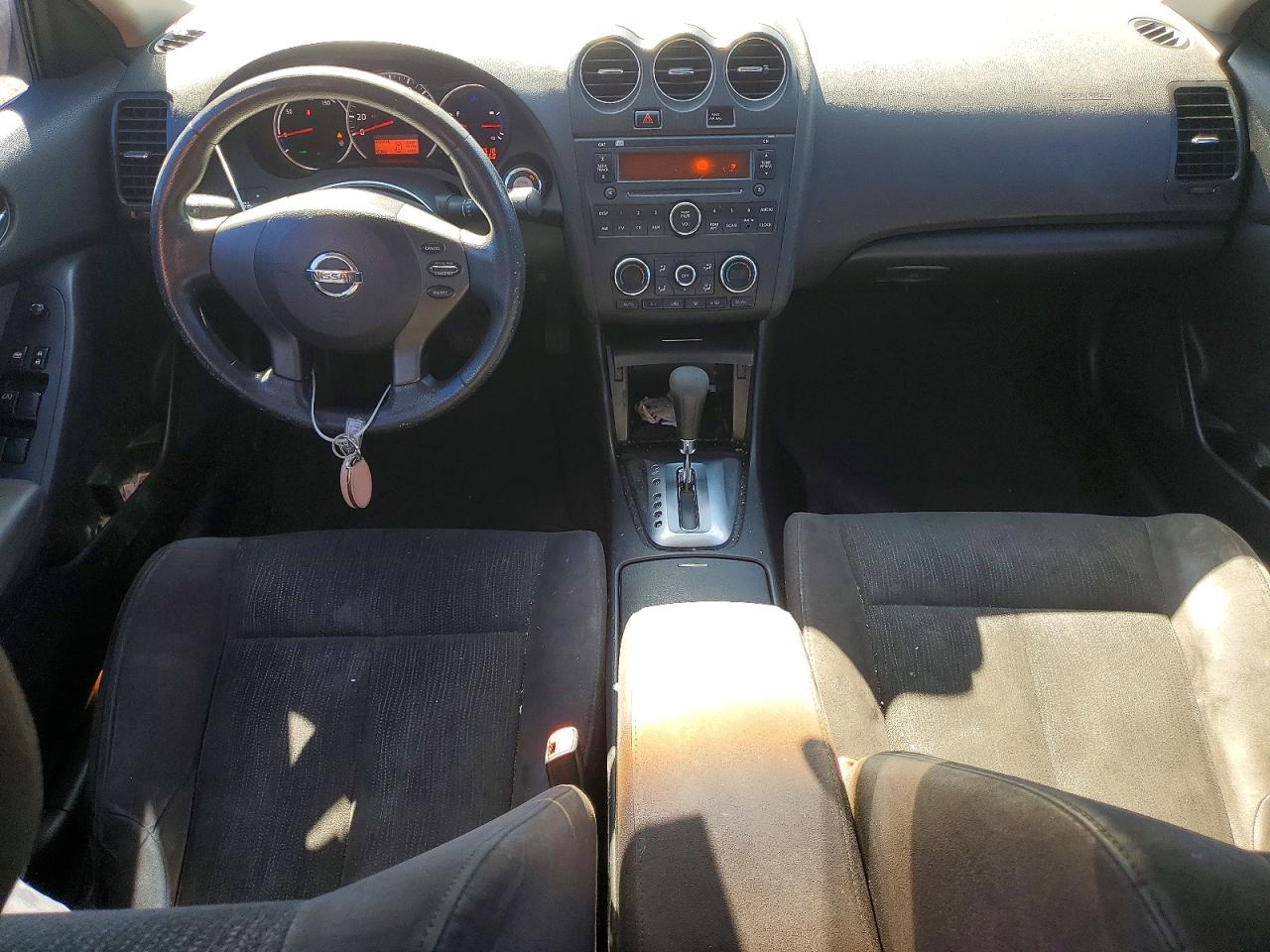 Nissan Altima Base