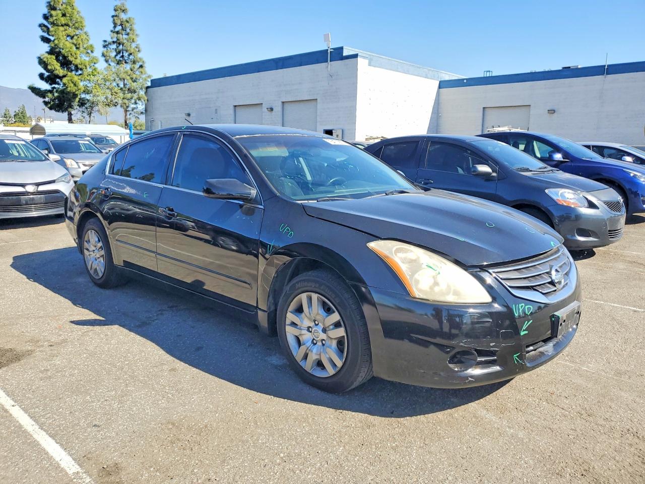 Nissan Altima Base