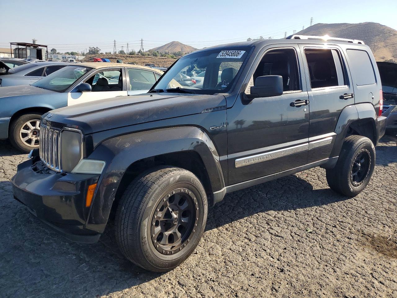 Salvage Jeep Liberty Image