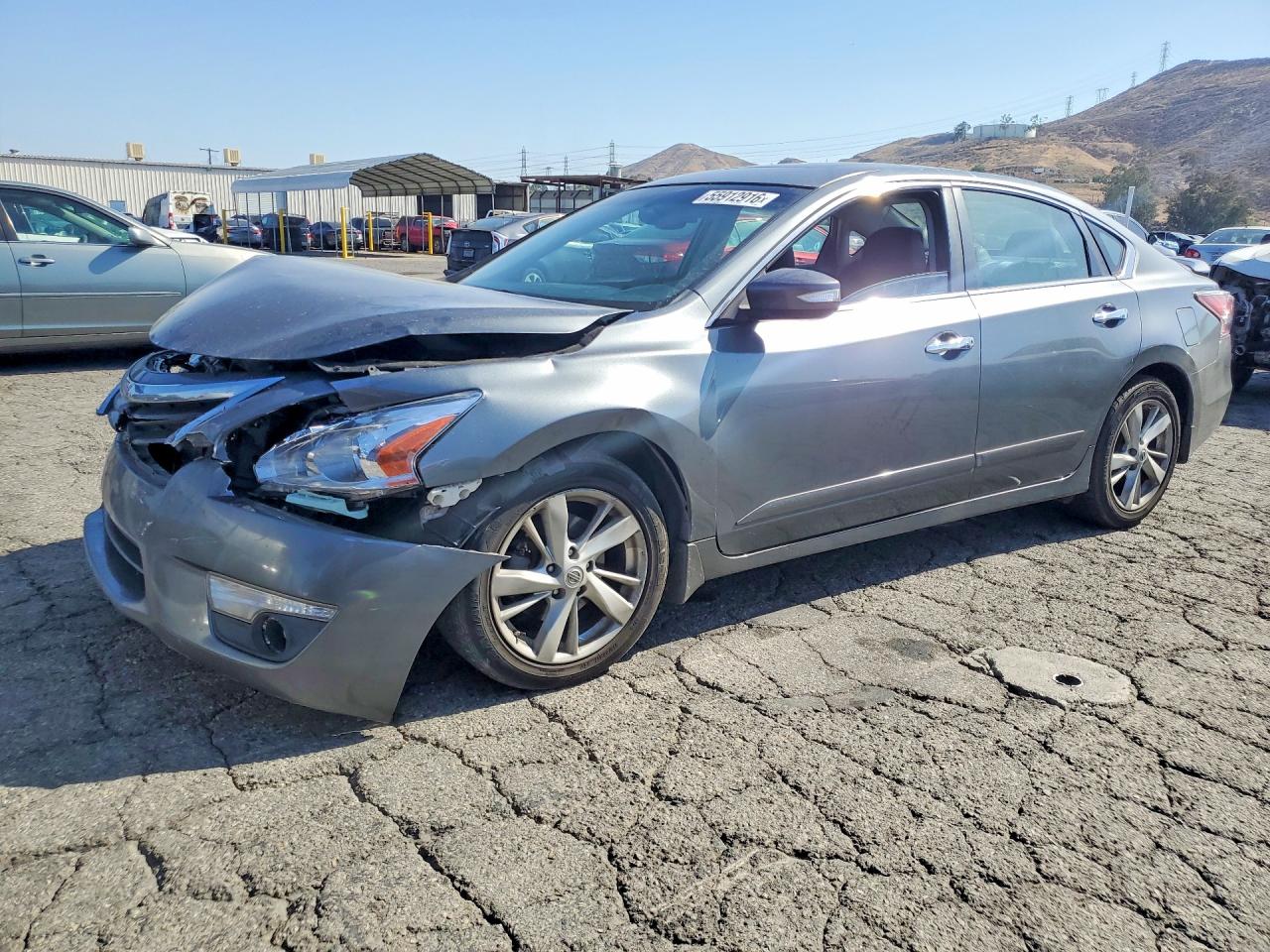 Salvage Nissan Altima Image