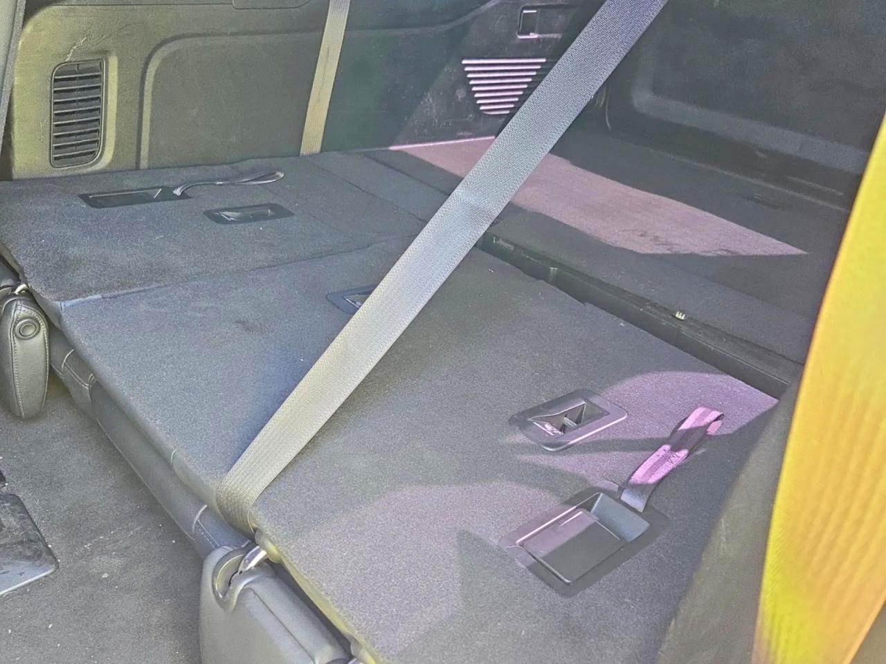 Chevrolet Suburban C1500 Lt
