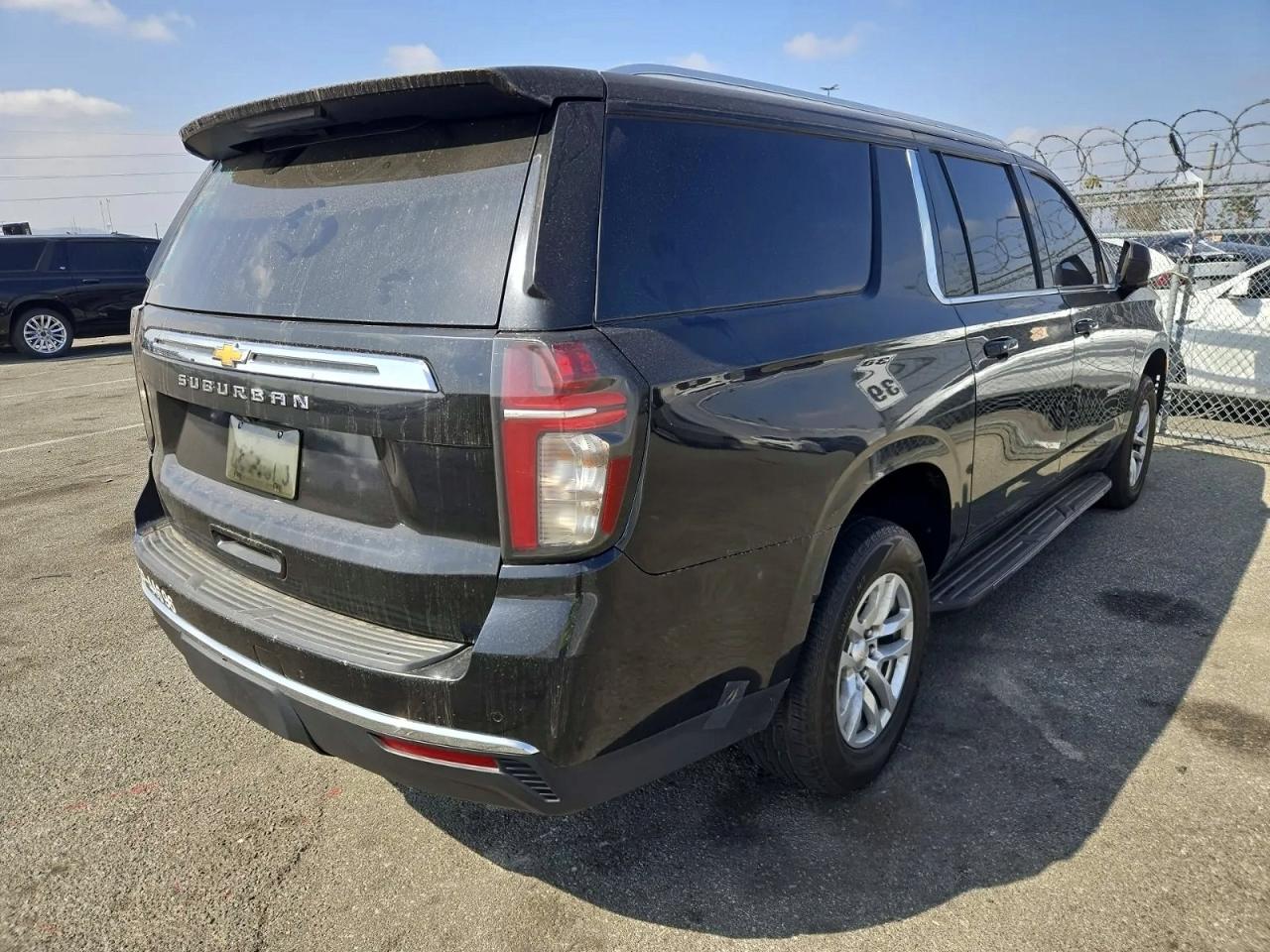 Chevrolet Suburban C1500 Lt
