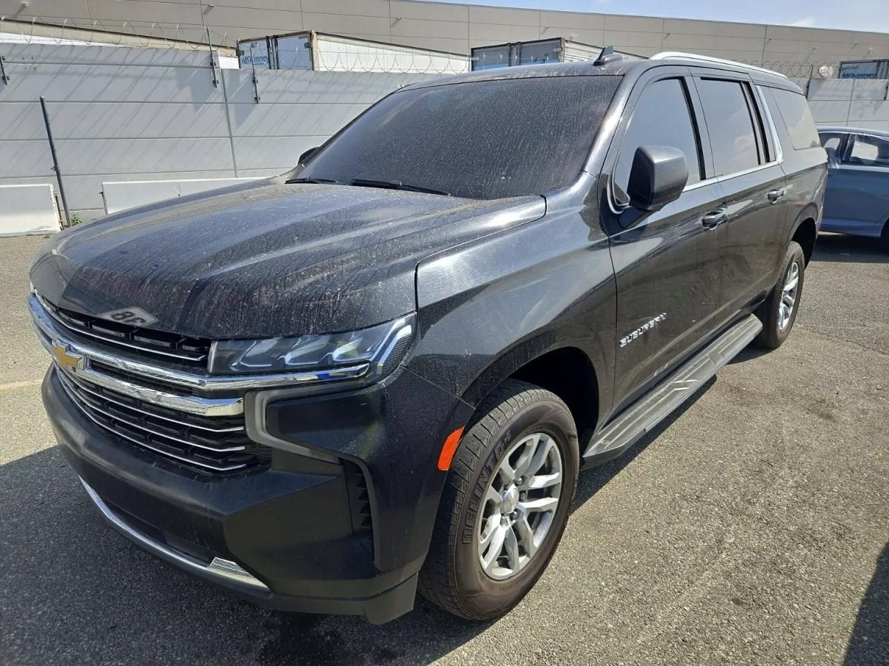 Salvage Chevrolet Suburban Image