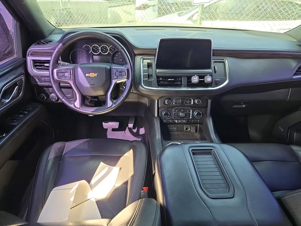 Chevrolet Suburban C1500 Lt