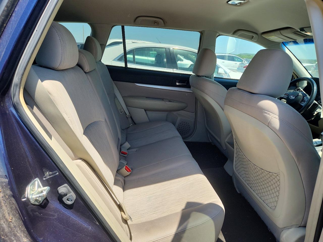 Subaru Outback 2.5i Premium
