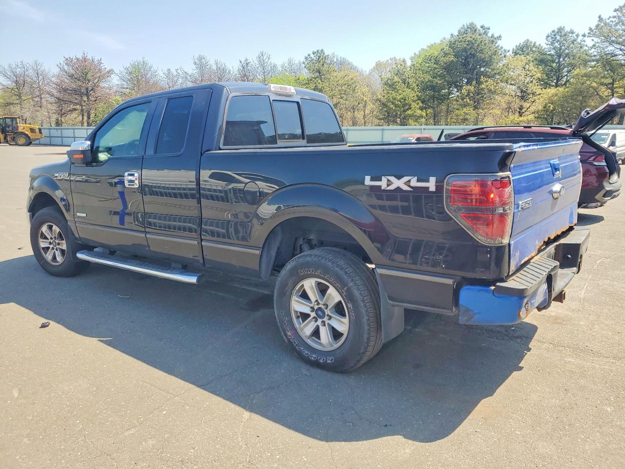 Ford F-150 Super Cab