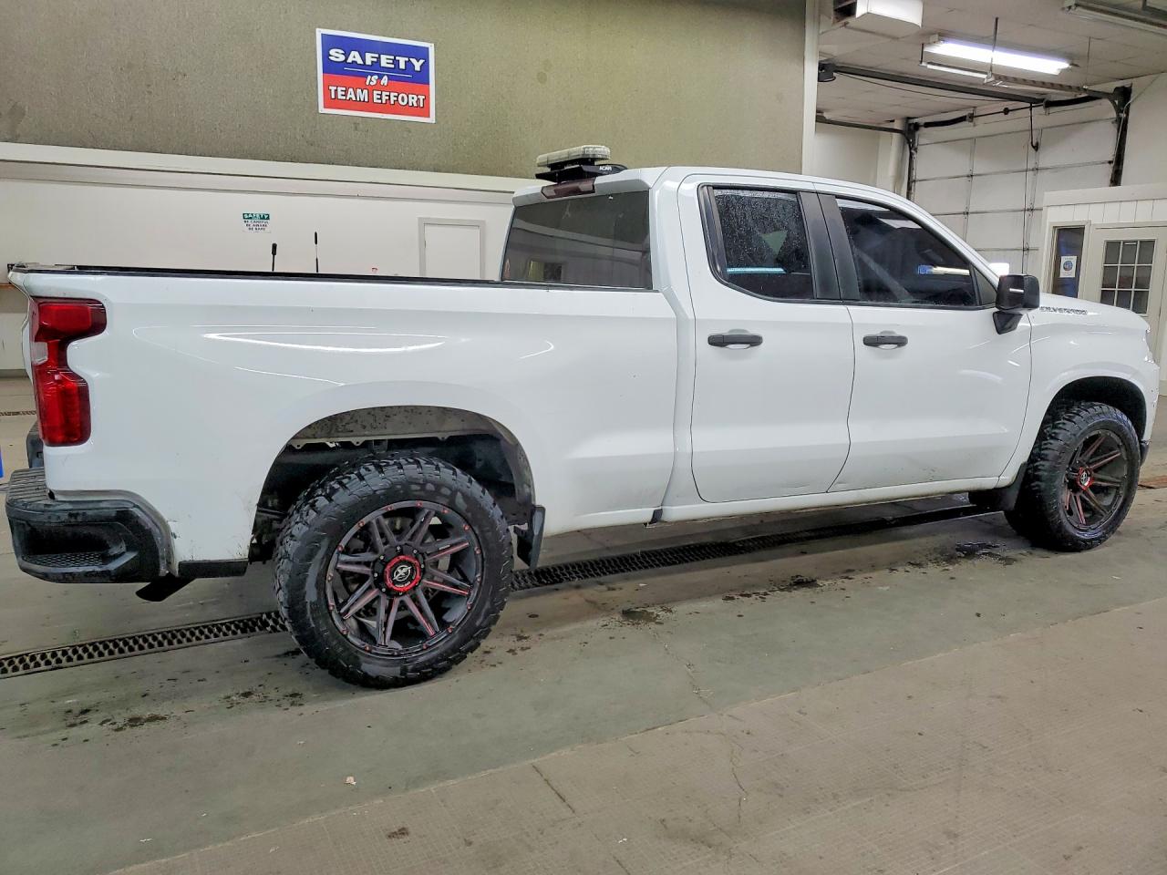 Chevrolet Silverado C1500