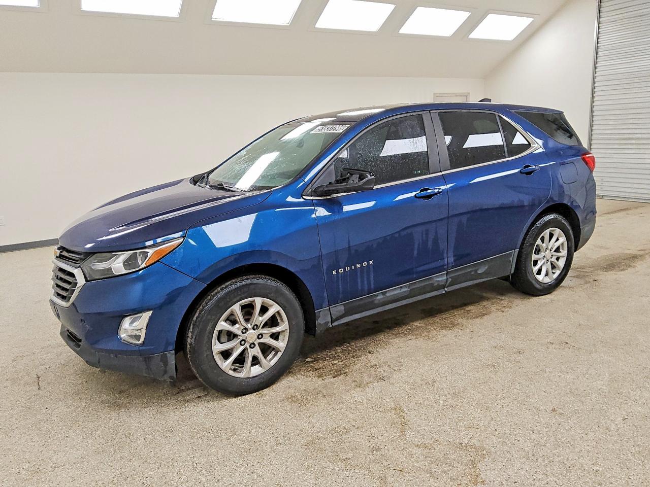 Salvage Chevrolet Equinox Image