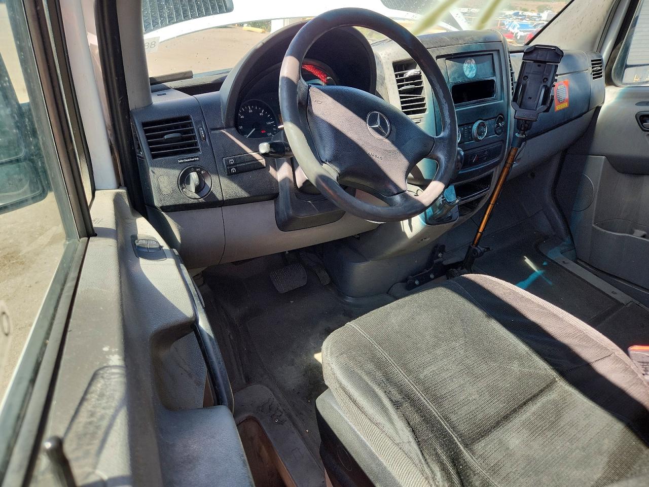 Mercedes-Benz Sprinter 2500
