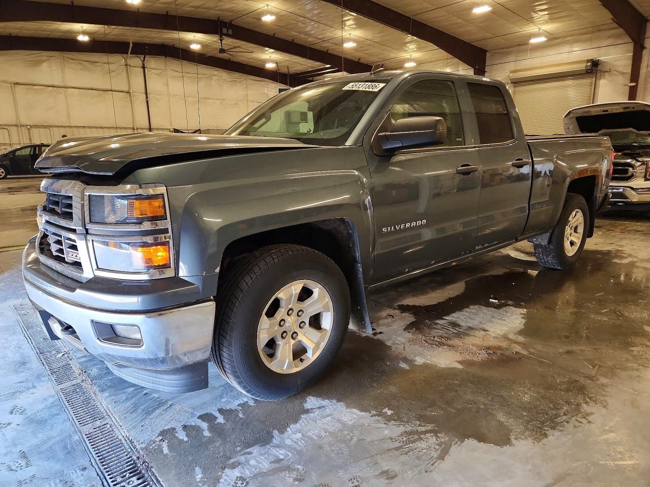 Salvage Chevrolet Silverado Image