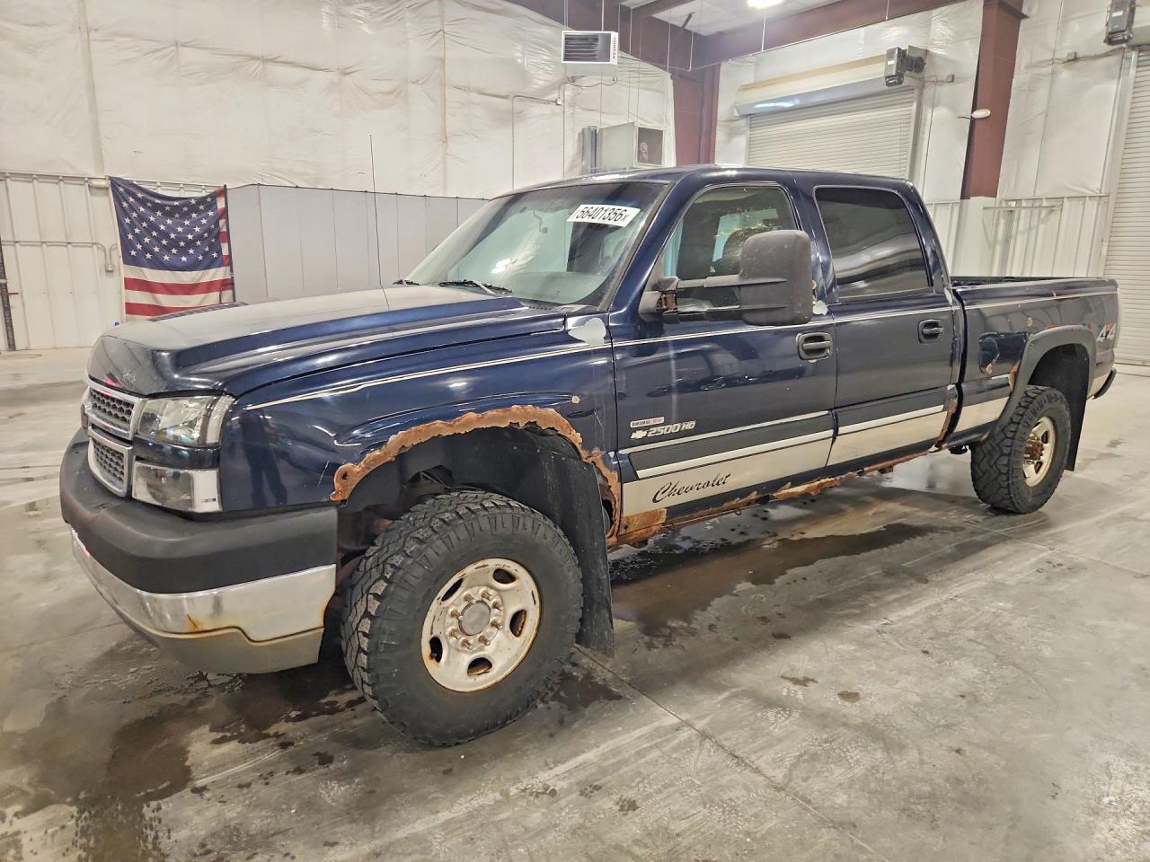 Salvage Chevrolet Silverado Image