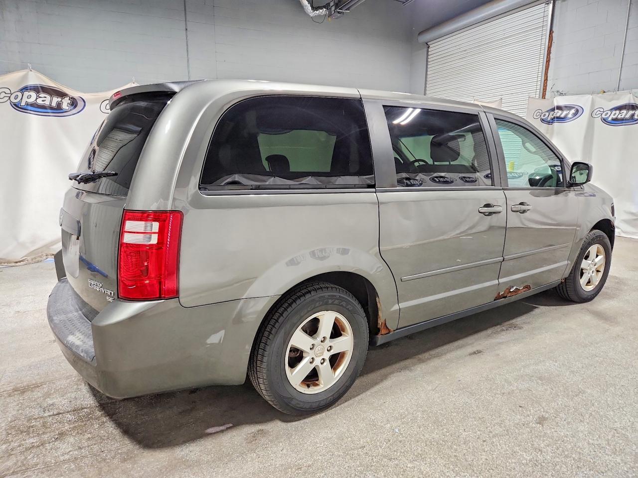Dodge Caravan Se