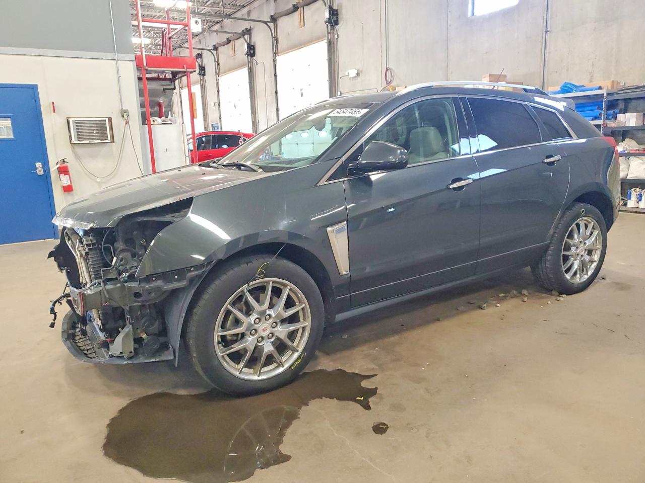Salvage Cadillac SRX Image