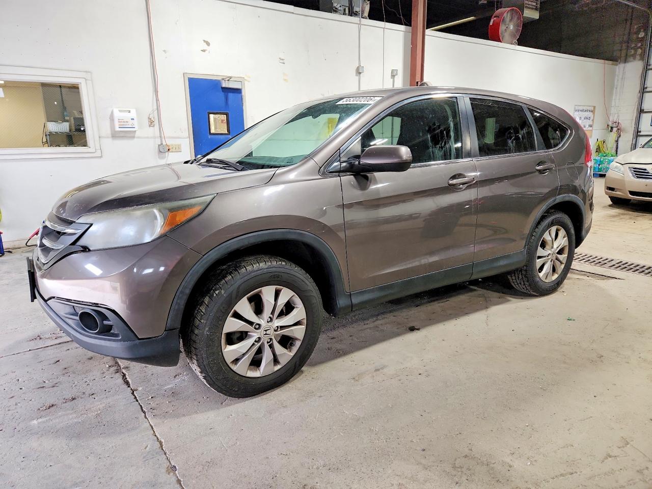 Salvage Honda Crv Image