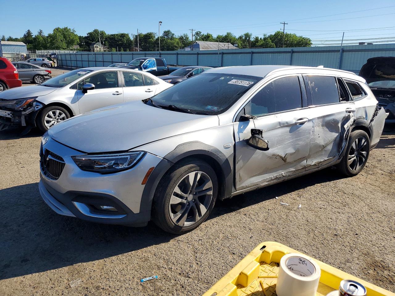 Salvage Buick Regal Image