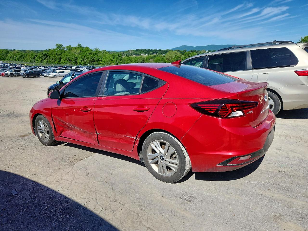 Hyundai ELANTRA Value Edition