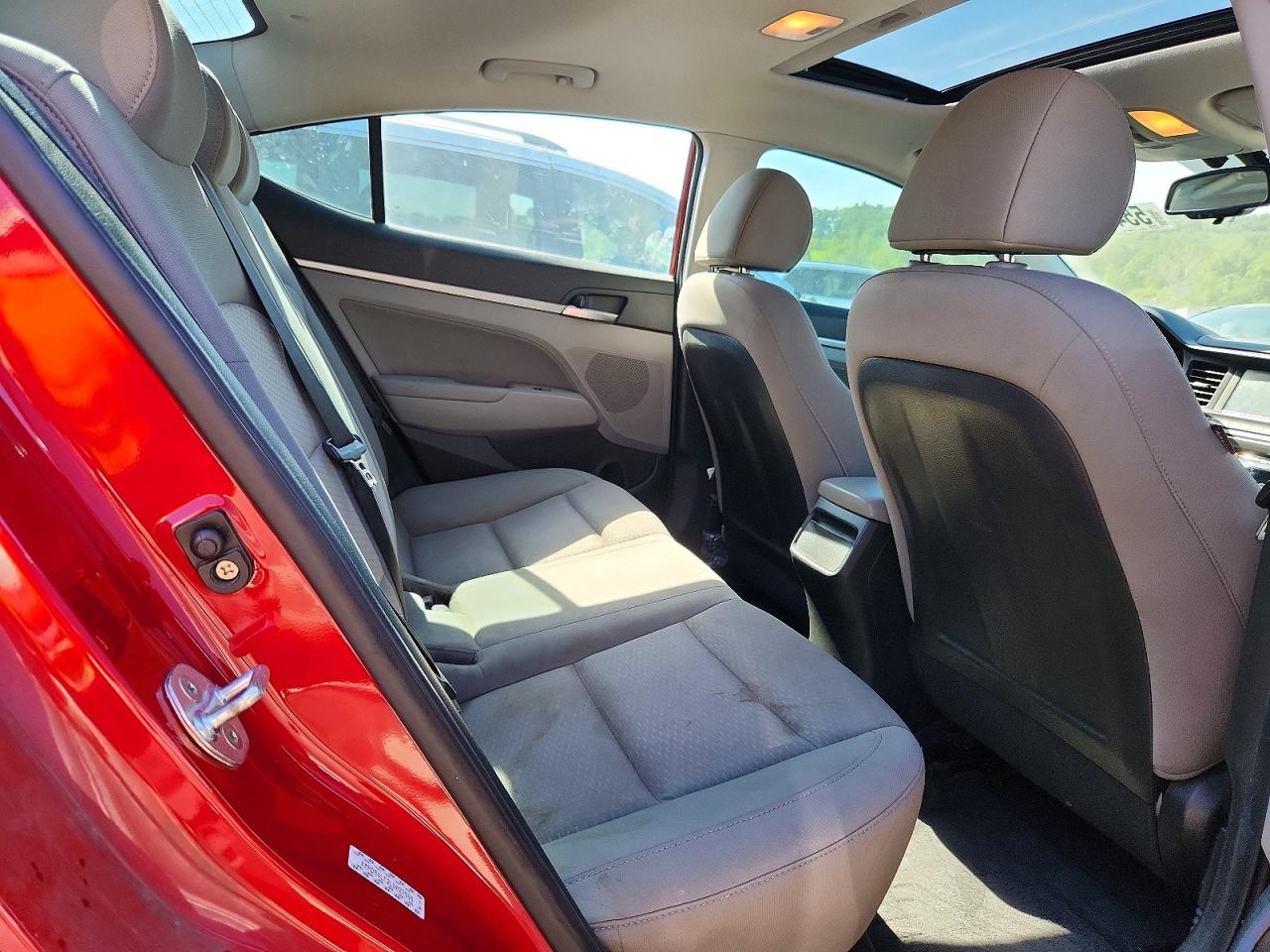 Hyundai ELANTRA Value Edition