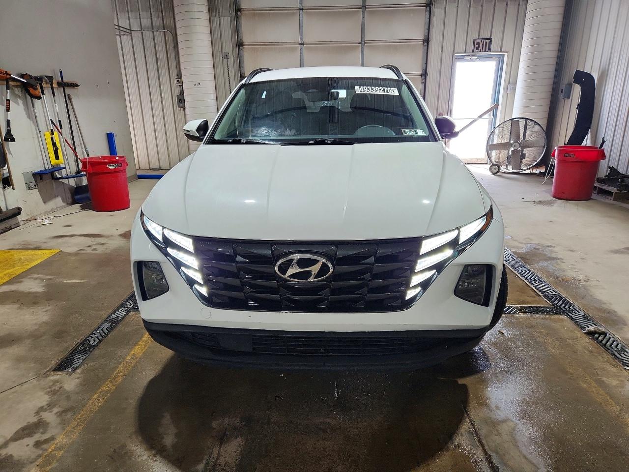 Hyundai TUCSON Blue